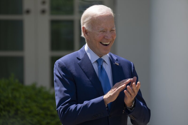 Biden confirma su candidatura a la reelección