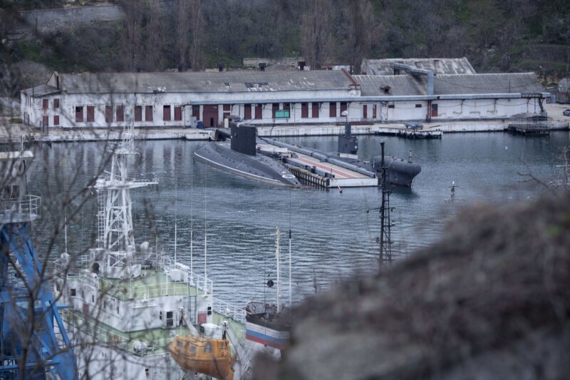 Rusia suspende transporte marítimo en Sebastopol tras un ataque