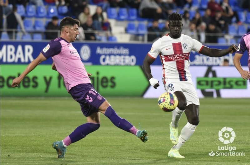 1-1. Waldo Rubio rescata el empate para el CD Tenerife ante el SD Huesca