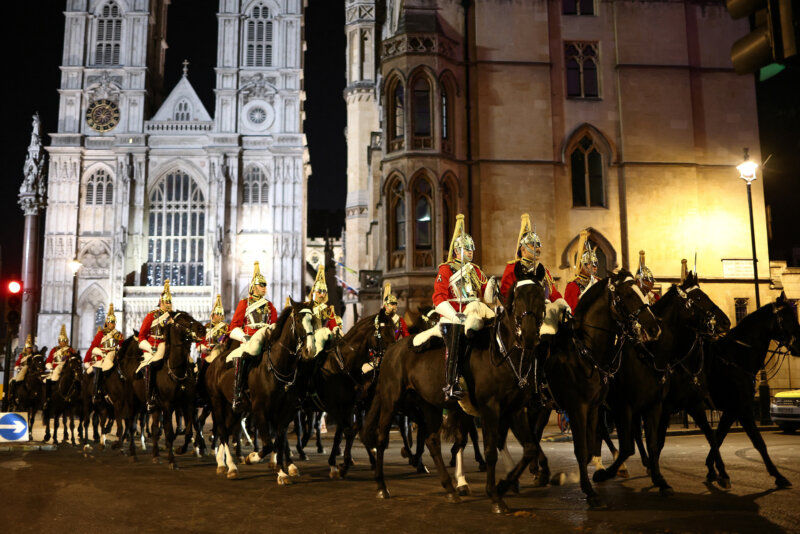 Ensayo también a las puertas de la Abadía de Westminster en Londres, Gran Bretaña, el 3 de mayo de 2023. REUTERS/Henry Nicholls