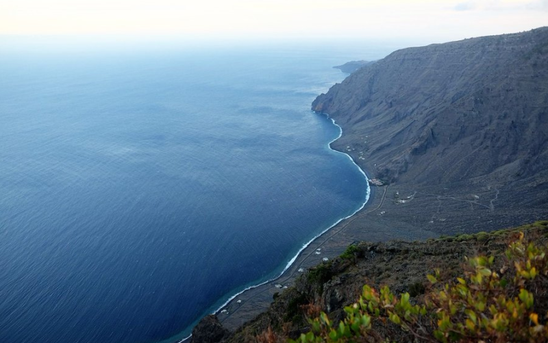 El Hierro comienza las obras del túnel de Los Roquillos