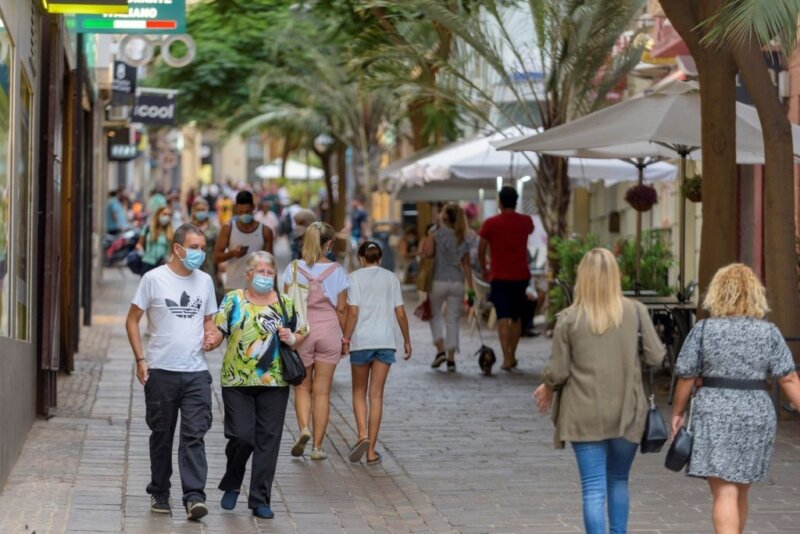 La tasa de incidencia en ese grupo de edad es de 156 casos por cada 100.000 habitantes en catorce días y de 80 en siete días