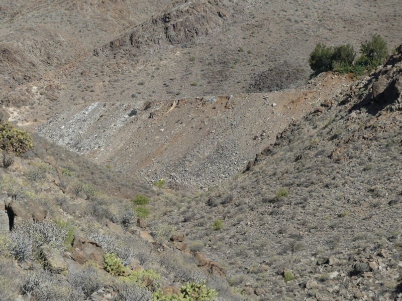 invertirá en el presente ejercicio unos tres millones de euros en el sellado y la restauración ambiental de cinco vertederos inertes situados en Tenerife, Gran Canaria y La Gomera