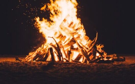 Canarias celebra la noche de San Juan