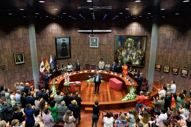 Casimiro Curbelo tras su proclamación como presidente del Cabildo de La Gomera. Es su noveno mandato / Cabildo de La Gomera