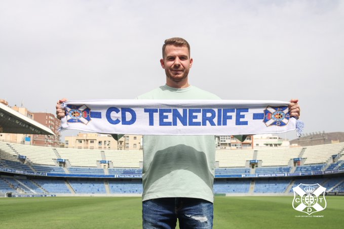 El Tenerife ficha al defensa central José María Amo por tres temporadas