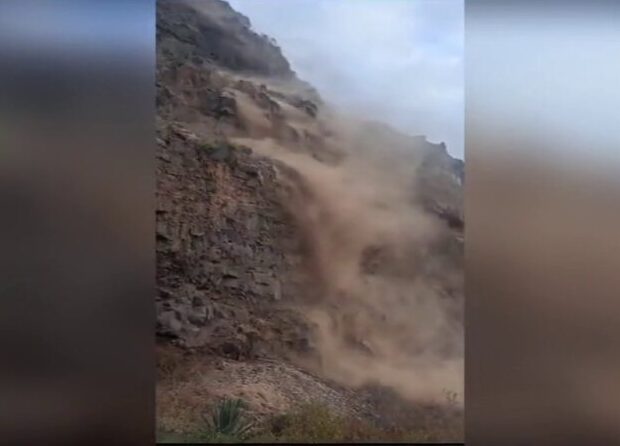 Nuevos desprendimientos en la playa de San Marcos, en Tenerife