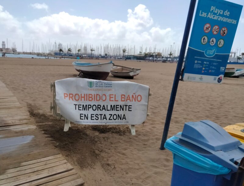 Las Alcaravaneras, cerrada al baño de manera temporal 