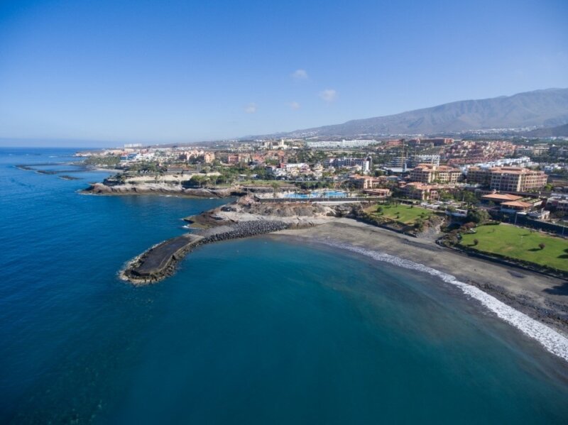 Un hombre fallece ahogado en la playa de Fañabé, en Adeje