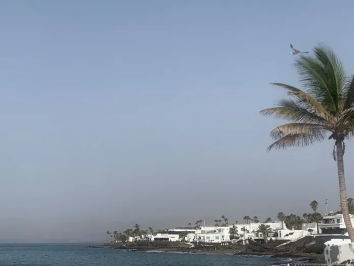 Según ha anunciado el Cecoes en un boletín informativo, se esperan temperaturas en estas zonas de la isla que pueden superar puntualmente los 37º C