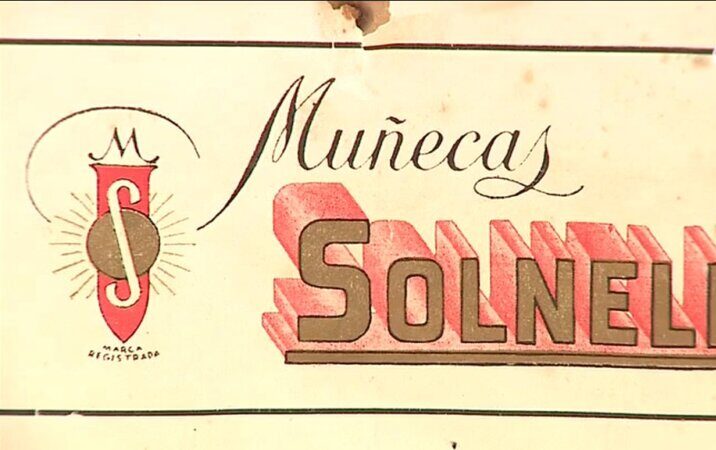 Solneli, la más perfecta de las muñecas andantes 