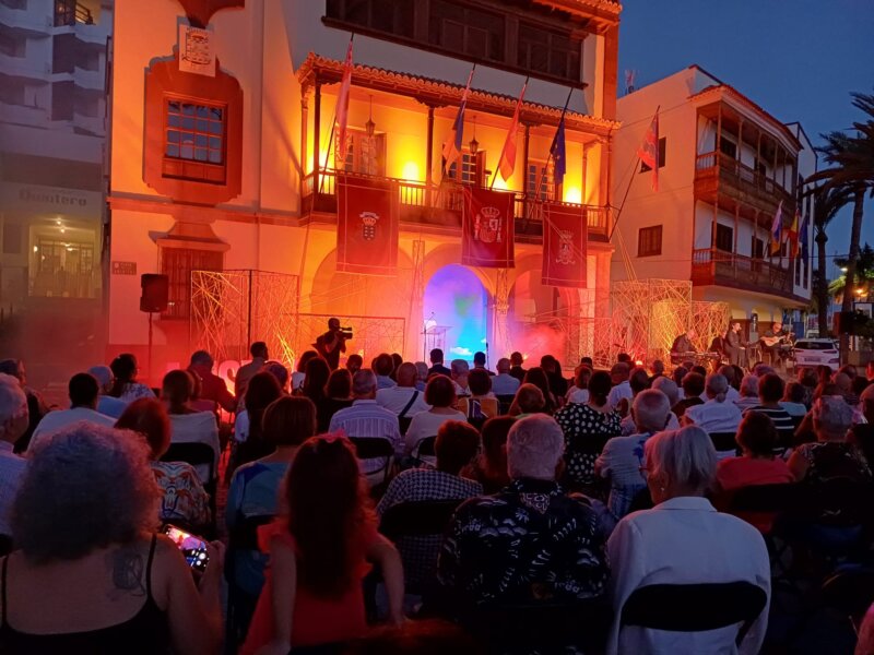 Luis Herrera Mesa, profesor de Biología, catedrático de Zoología y Medalla de Oro de Canarias 2023, fue el pregonero de estas Fiestas Lustrales