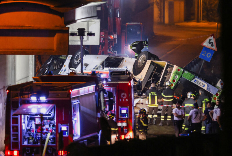 La guagua accidentada en Venecia este martes