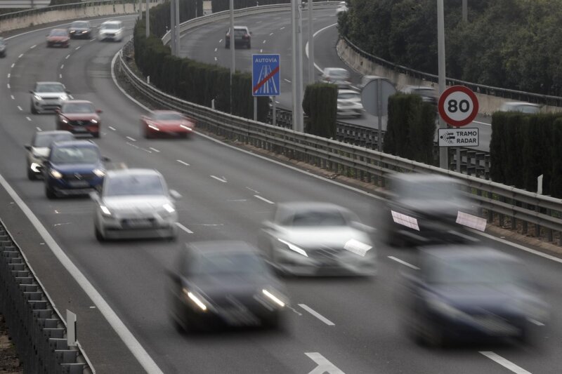 El 30 por ciento de los accidentes de tráfico se debe al uso del teléfono, 3 de cada 10 muertos en carretera