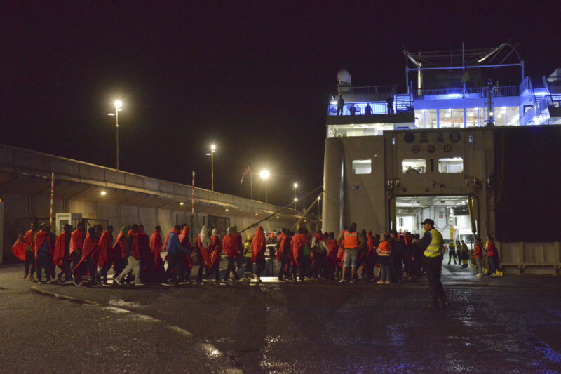 Traslado de migrantes en Canarias