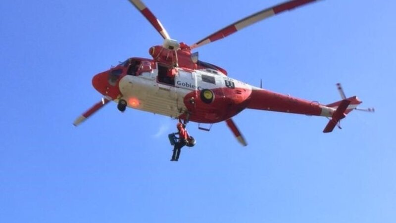 Rescatada una mujer tras golpearse contra unas rocas en Pájara, Fuerteventura