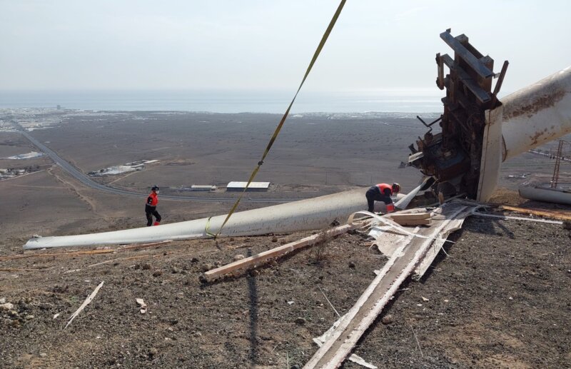 Molino de viento. Aerogenerador en el Parque de Montaña Mina. Imagen Consorcio de Seguridad y Emergencia de Lanzarote