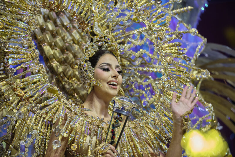 Galería de imágenes para la historia de la Gala de la Reina de Santa Cruz de Tenerife