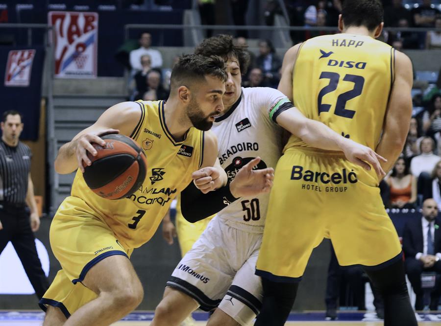 72-81. Cómodo triunfo del Granca sobre el Monbus Obradoiro