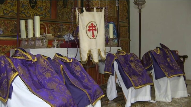 Todo listo en la Cofradía de La Misericordia de La Laguna para este Jueves Santo.