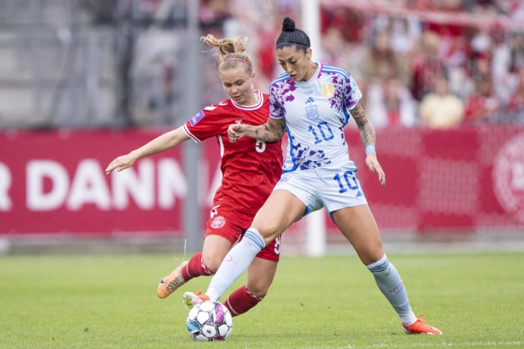 La selección española femenina busca el pase a la Eurocopa 2025 ante Dinamarca con la baja de Aitana Bonmatí