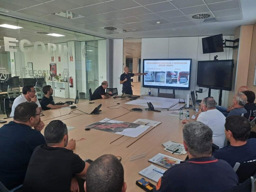 El Cabildo ha señalado que las Asociaciones de Bomberos Voluntarios beneficiadas son las de La Laguna, Tegueste, Güímar, Adeje, Guía de Isora, Santiago del Teide, Ycoden Daute y Los Realejos