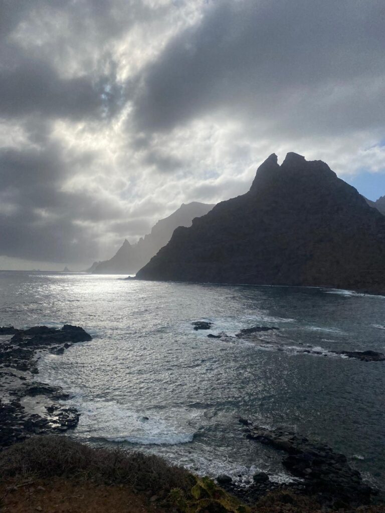 Lunes de altas temperaturas y posibles tormentas de verano en Canarias