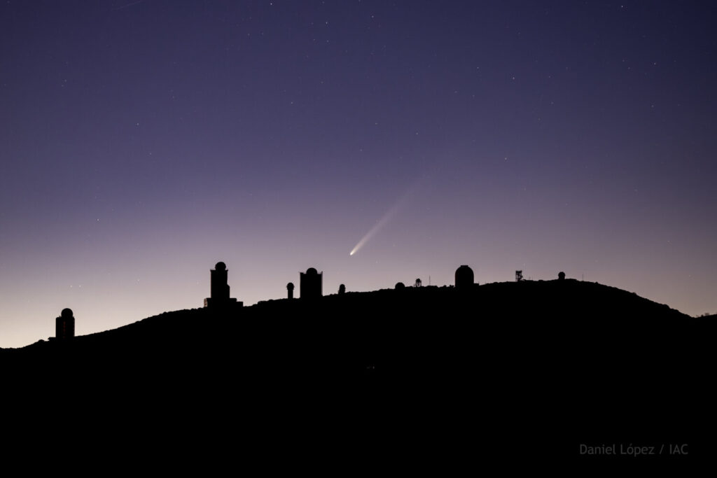 Cometa del siglo captado desde el Observatorio del Teide / Daniel López / IAC