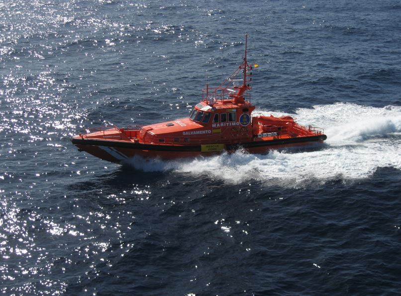 La Salvamar Adhara acude a rescatar a una patera cerca de El Hierro/Salvamento Marítimo