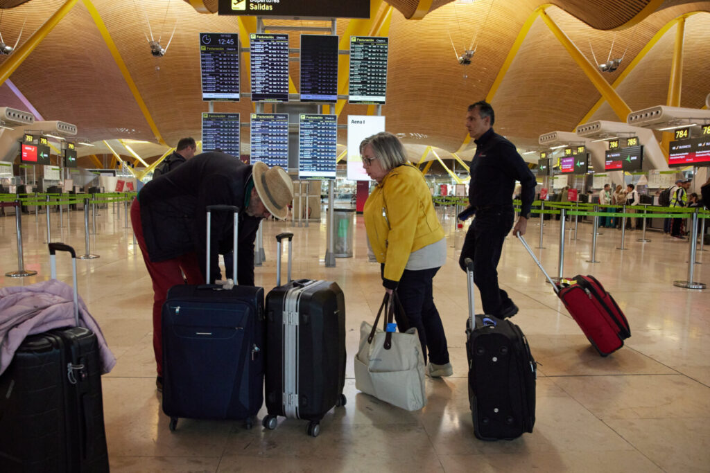 En los aeropuertos canarios para estas fiestas navideñas se han programado un total de 25.212 vuelos