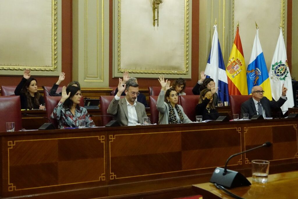 El Pleno del Ayuntamiento de Santa Cruz de Tenerife aprueba los presupuestos de 2025