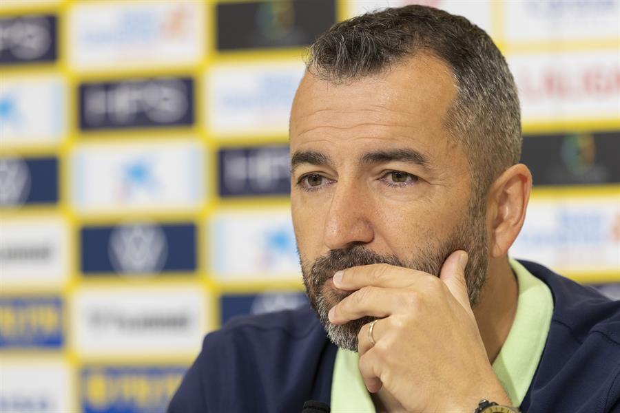 Diego Martínez quiere que la UD Las Palmas de su mejor versión para volver a ganar. Diego Martínez, entrenador de la UD Las Palmas. Imagen EFE