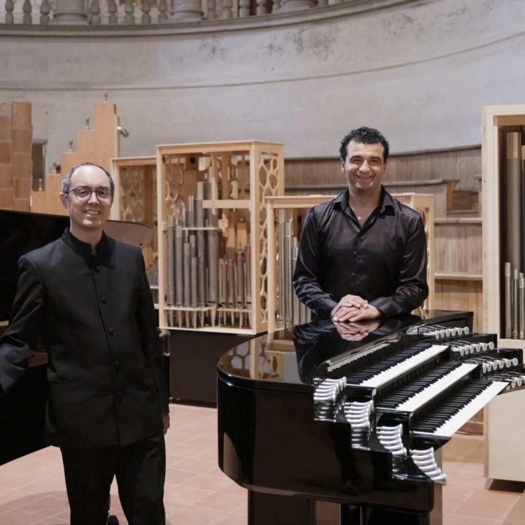 El organista Paolo Oreni y el pianista Alessandro Marangoni. Imagen cedida por Auditorio Alfredo Kraus